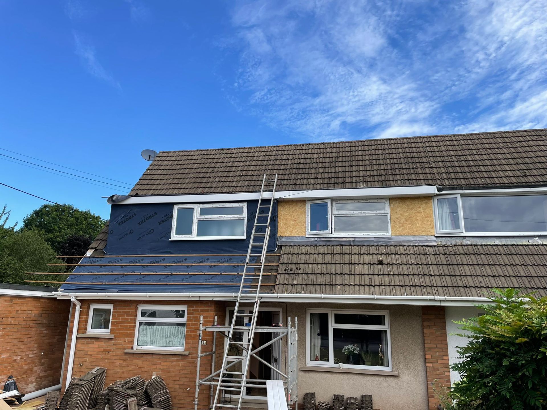 Roof Repairs service by Gwent Roofing — roofer in South Wales